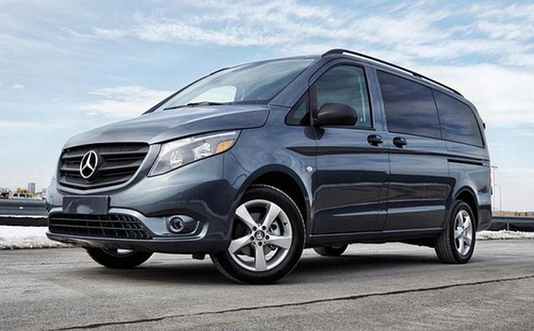Mercedes minivan for 4–6 passengers